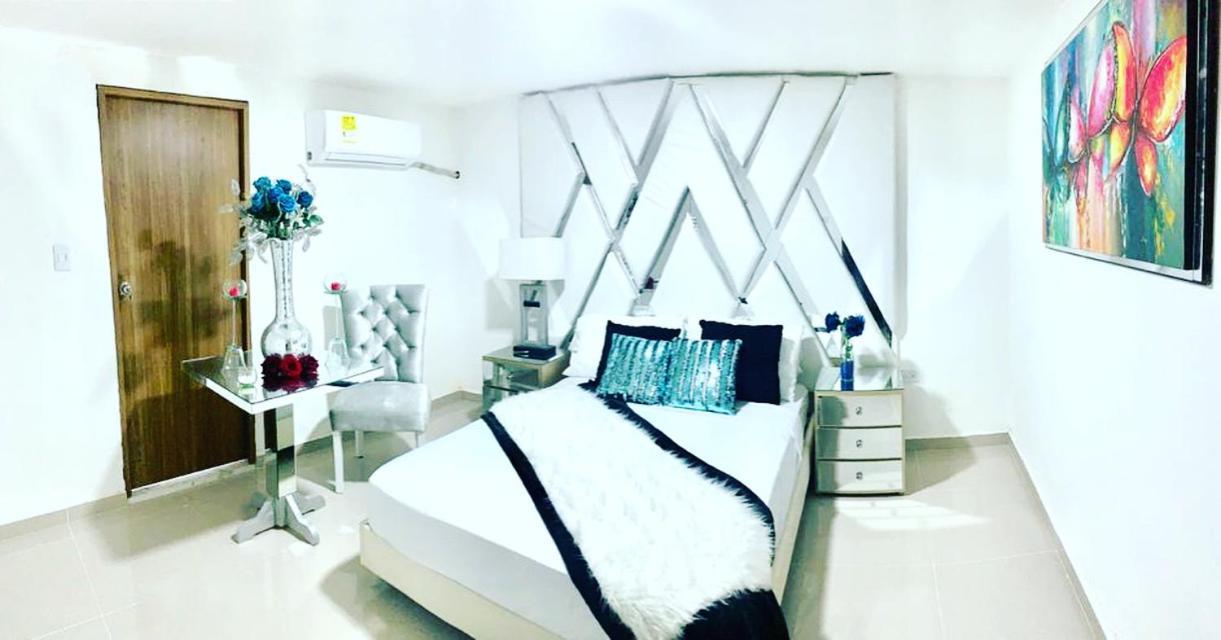 Hotel Platinum Barranquilla บาร์รังกีญา ภายนอก รูปภาพ