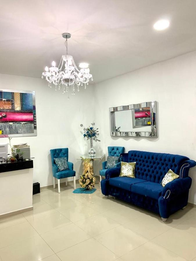 Hotel Platinum Barranquilla บาร์รังกีญา ภายนอก รูปภาพ