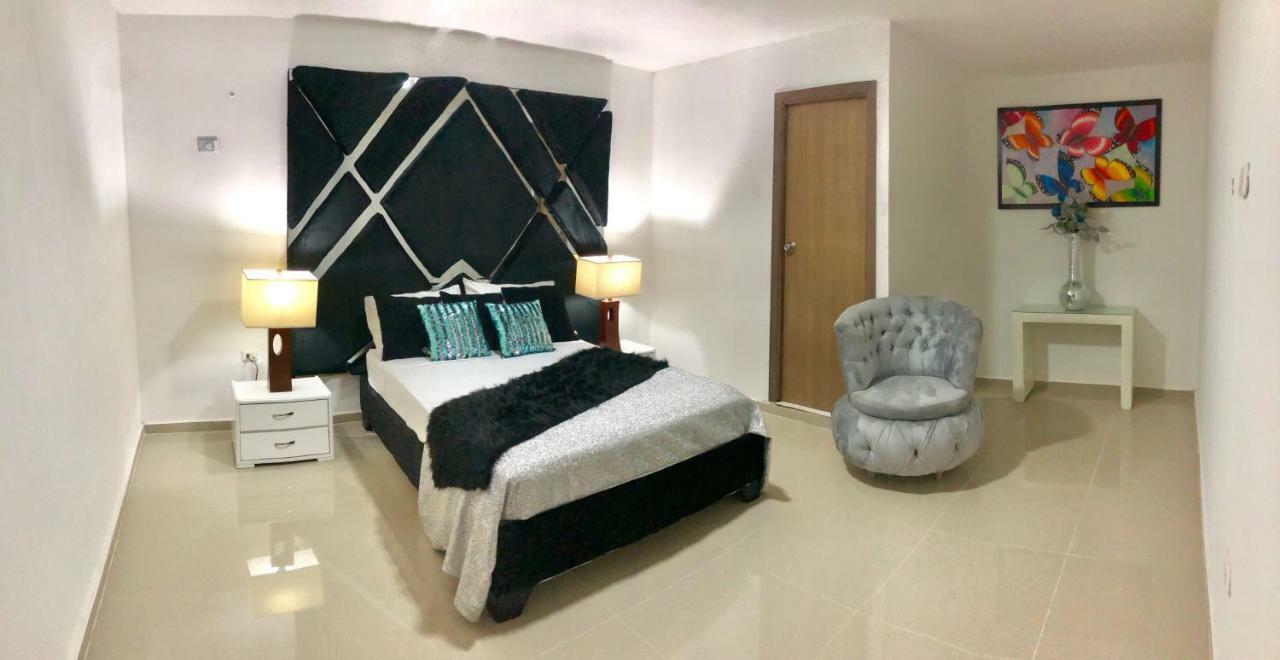 Hotel Platinum Barranquilla บาร์รังกีญา ภายนอก รูปภาพ